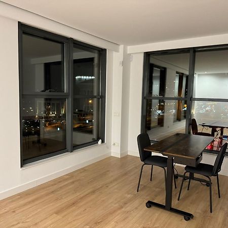 To Room Madrid Castellana Екстериор снимка