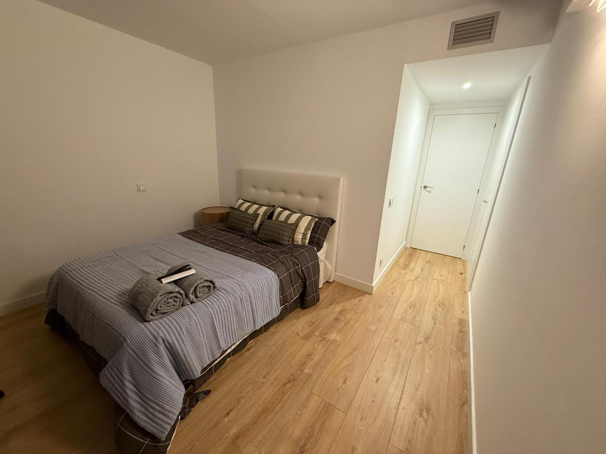 To Room Madrid Castellana Екстериор снимка