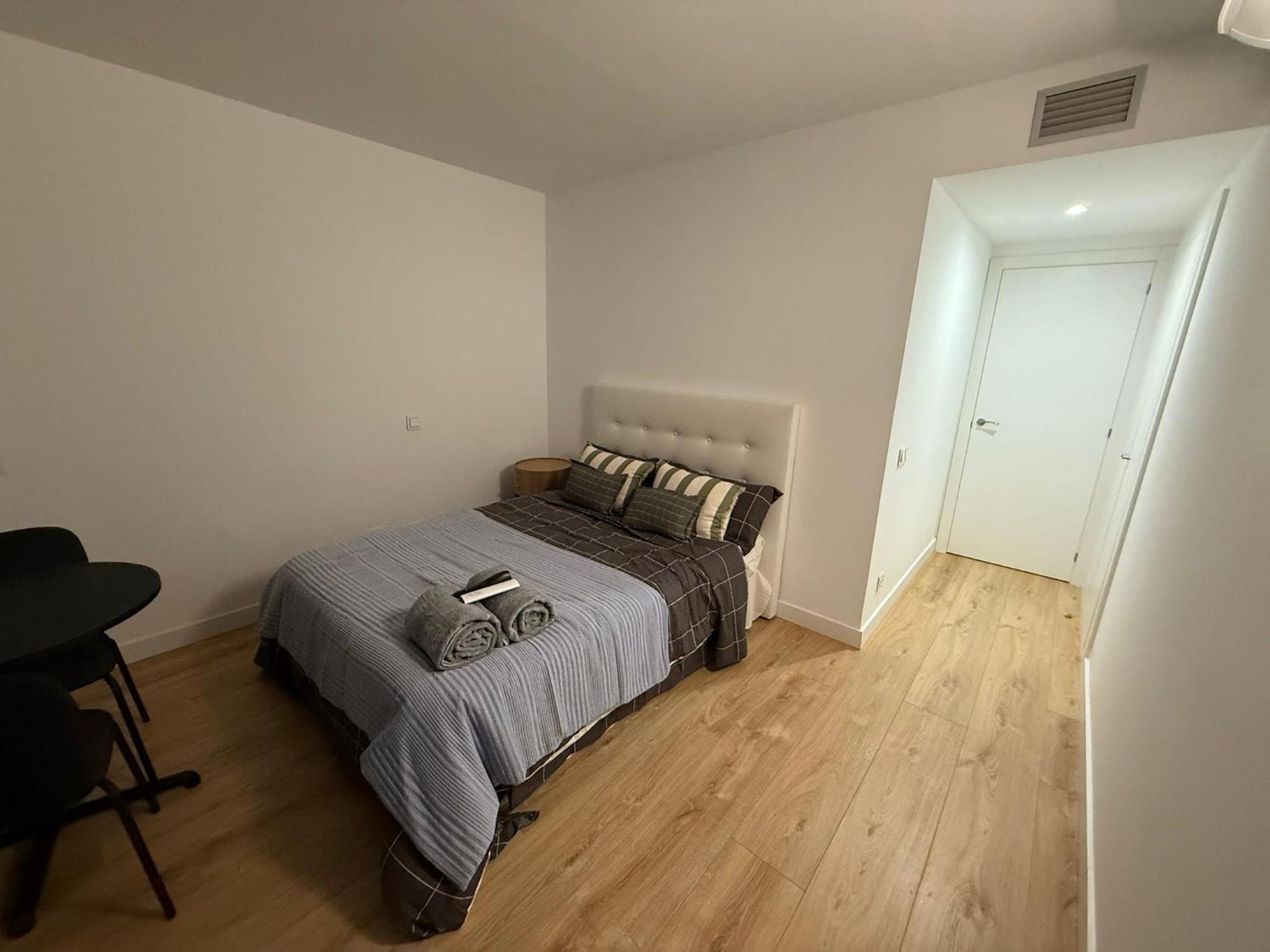 To Room Madrid Castellana Екстериор снимка